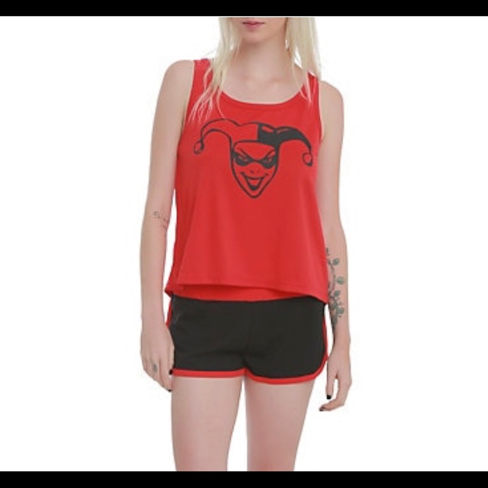 HARLEY QUINN TANK 🔺size M